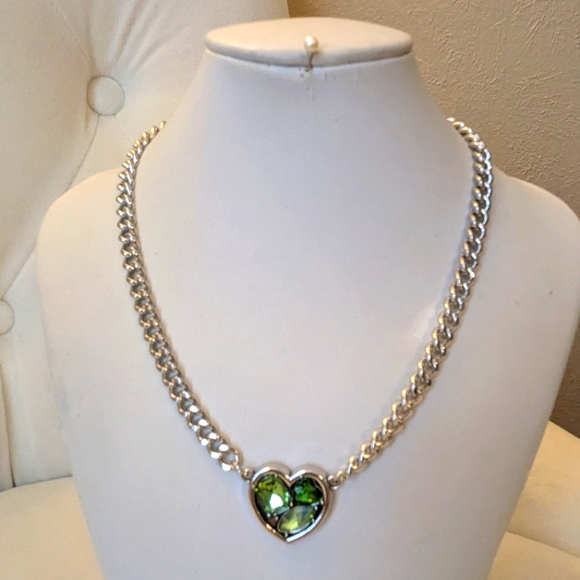 paparazzi | Jewelry | Nwt Multi Green Colored Heart Necklace And ...